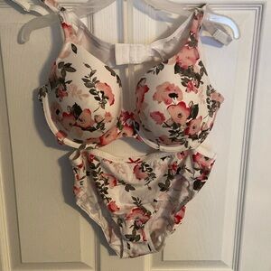 Cacique bra and panty